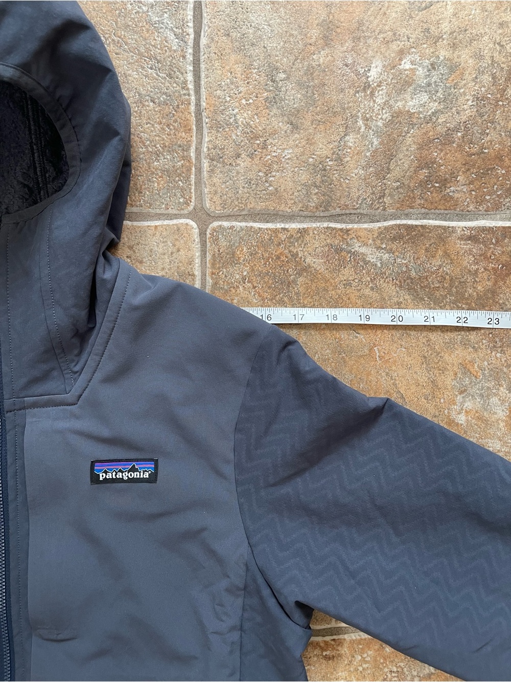 Women's R2® CrossStrata Hoody - Picture 8 of 10